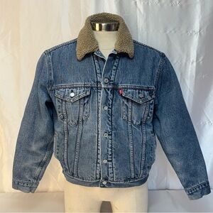 Levi’s Vintage Denim Sherpa Trucker Jacket Excellent Condition